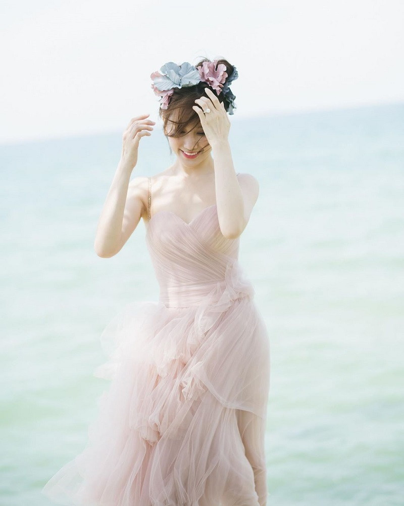 Thu Quỳnh: Từng bị mắng khi thuyết phục người nhà khai báo y tế ảnh 10