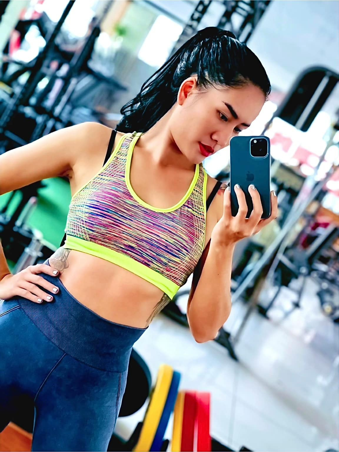 Lan Phương khoe nhan sắc thăng hạng sau 2 năm hạnh phúc bên chồng Tây ảnh 7