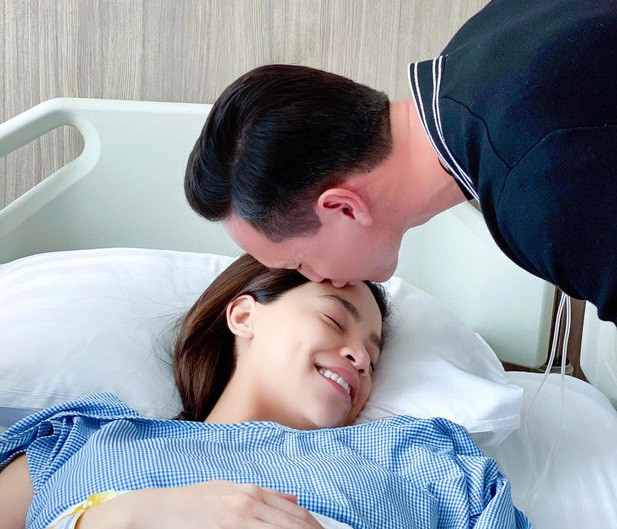 Kim Lý hé lộ hình ảnh Hà Hồ sau sinh cùng lời cảm ơn ngọt ngào ảnh 1