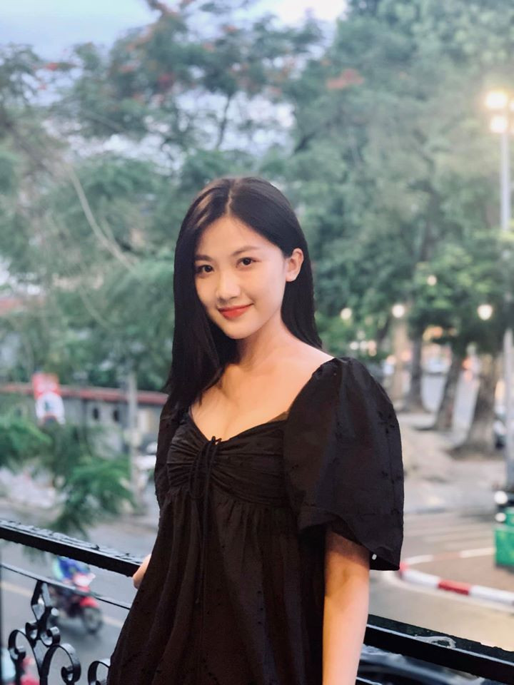 Dân mạng 'quỳ gối' trước nhật kí 10 cách ly 'bận tối mặt' của Bảo Thanh ảnh 12