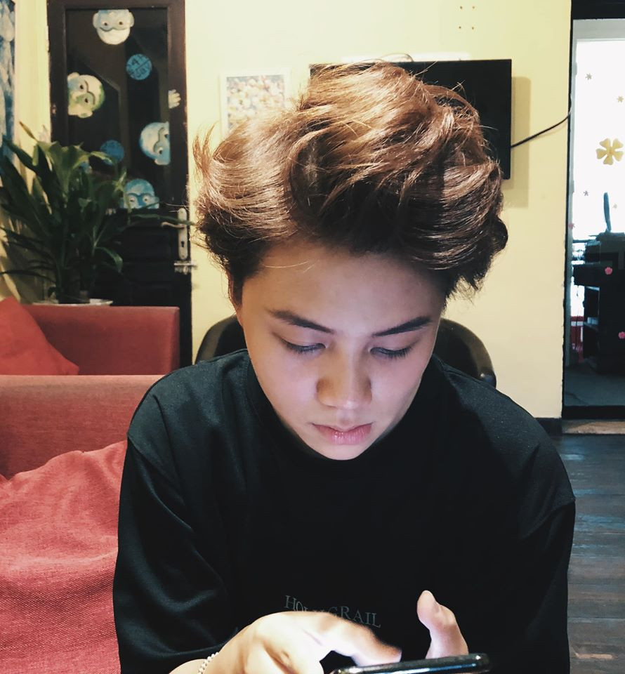 Bảo Thanh gây 'bão' mạng bằng ảnh áo tắm xẻ sâu nóng bỏng nhận like 'khủng' ảnh 13