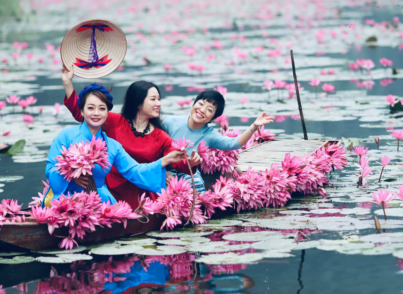 NSND Thanh Thanh Hiền tươi trẻ tựa đôi mươi sau ly hôn Chế Phong ảnh 2