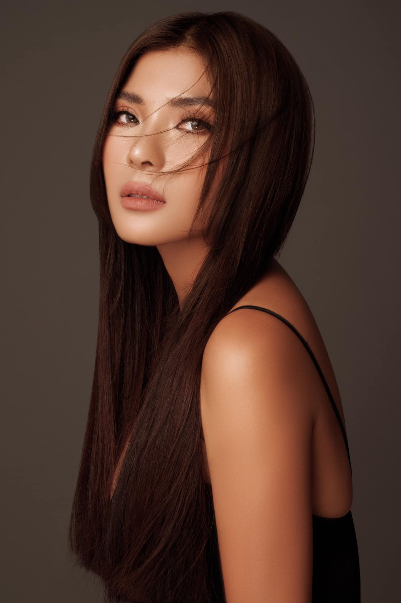 NSND Bạch Tuyết trẻ đẹp ngỡ ngàng ở tuổi 77 ảnh 4