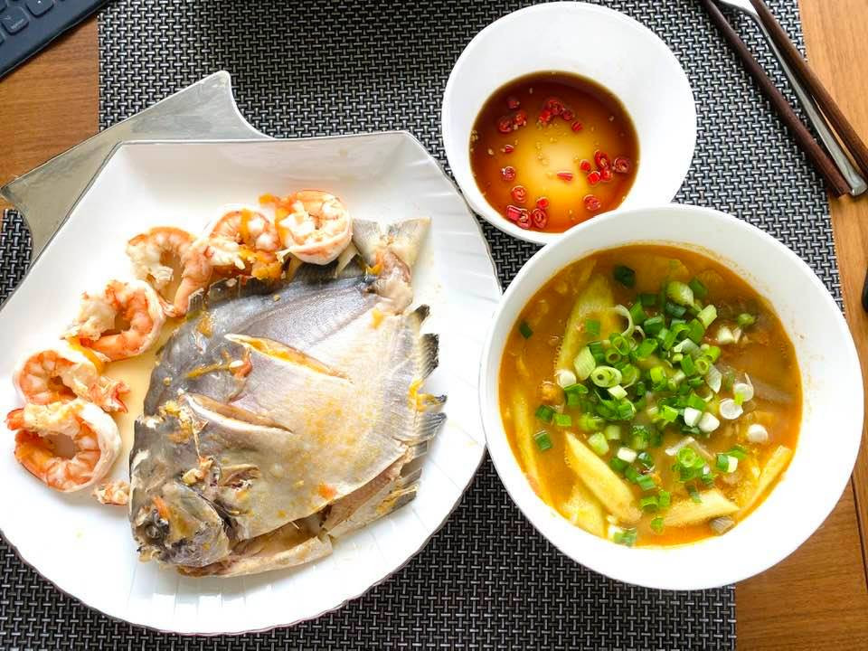 'Phát sốt' trước clip bơi lội bỏng mắt của Phương Oanh ảnh 9