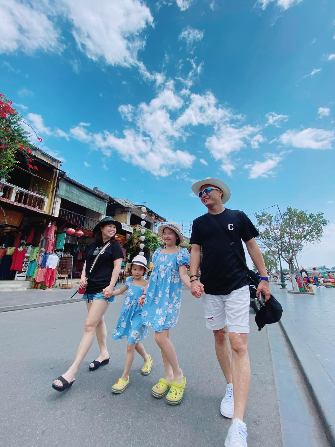 Hiền Hồ khoe dáng nuột nà với bikini hút ánh nhìn ảnh 12