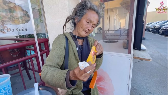 Showbiz 7/3: Vì sao tuyên bố không tới viếng Ngô Mạnh Đạt nhưng Châu Tinh Trì vẫn đến? ảnh 1