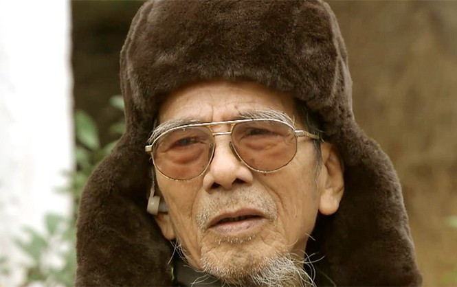 Showbiz 5/3: Người mẫu Scotland bị tấn công vì bức ảnh hở vòng 1 ảnh 1