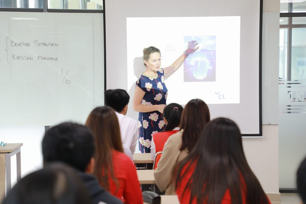 Căn cứ vào các yếu tố này, bạn trẻ tự tin chọn học Quản trị nhà hàng và dịch vụ ăn uống ảnh 1
