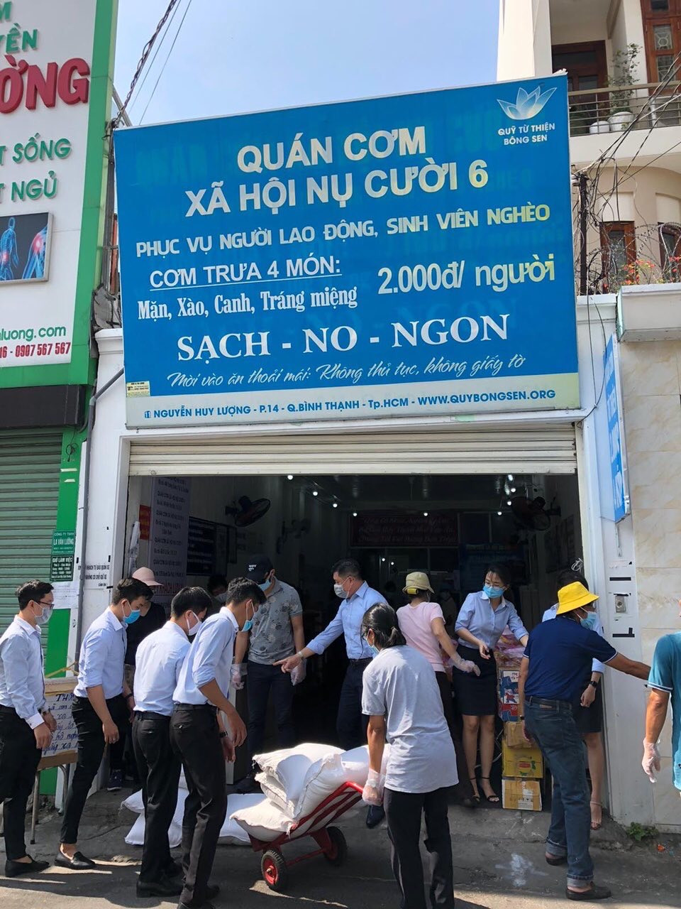 Eximbank tiếp tục ủng hộ 500 triệu đồng tiếp sức cho BV Bệnh Nhiệt đới Trung ương ảnh 3