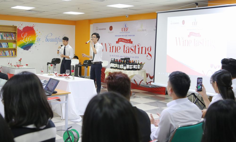 Căn cứ vào các yếu tố này, bạn trẻ tự tin chọn học Quản trị nhà hàng và dịch vụ ăn uống ảnh 3