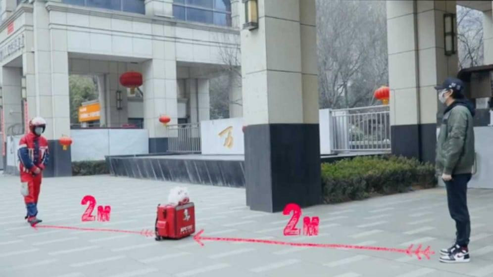 Bí kíp ăn uống "không đụng hàng" an toàn tuyệt đối khi ở nhà ảnh 1