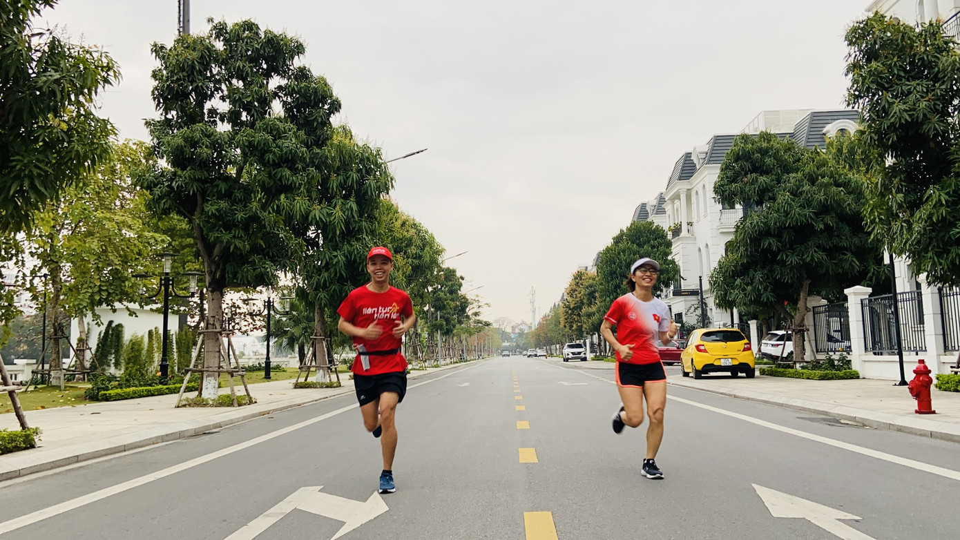 Giới chạy phong trào tập luyện xuyên Tết ảnh 7