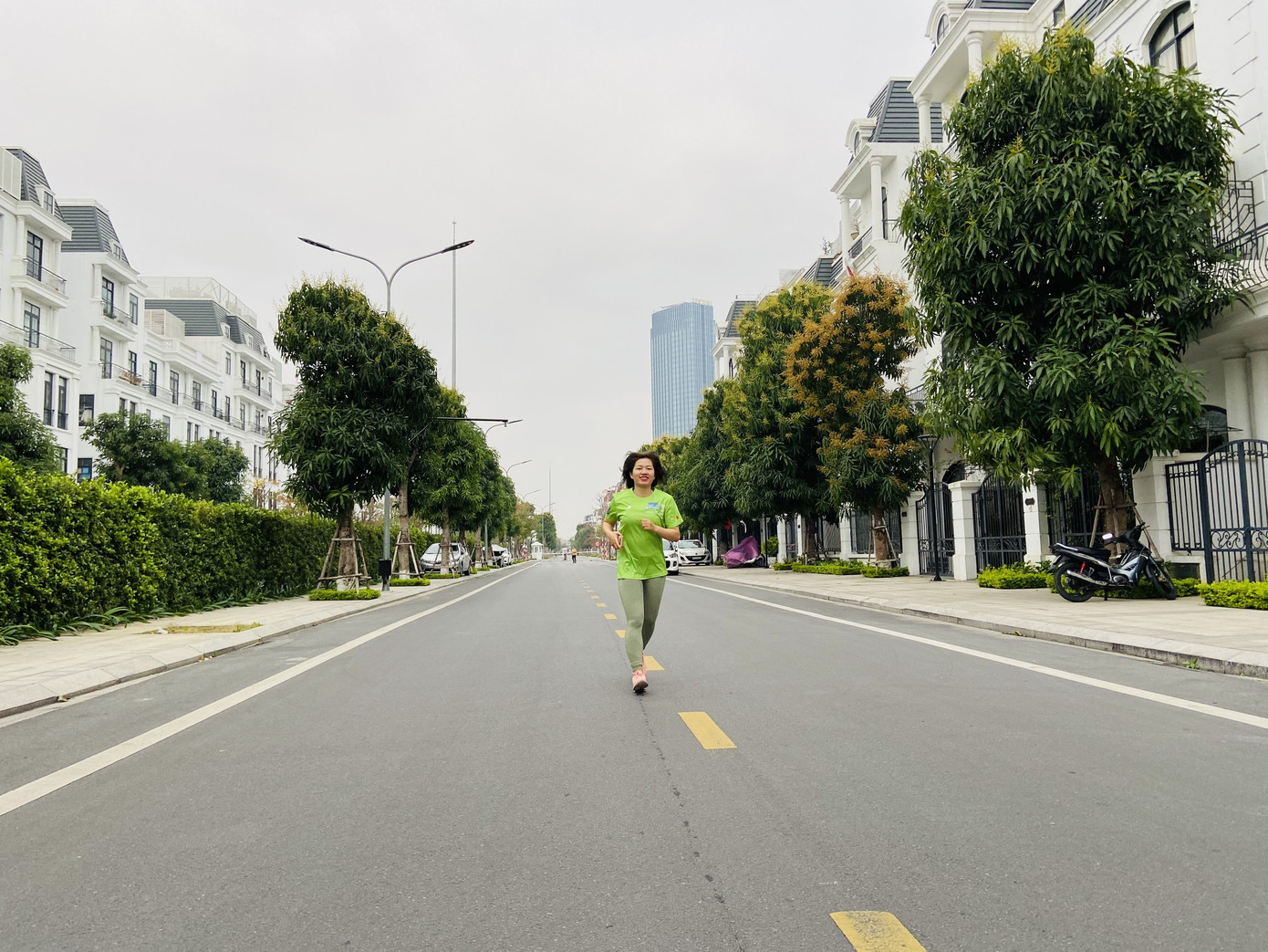 Giới chạy phong trào tập luyện xuyên Tết ảnh 11