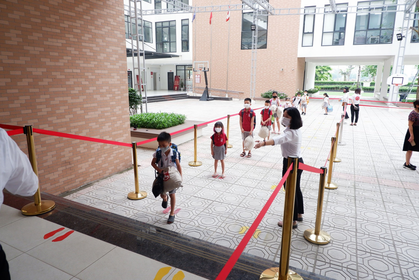 Sunshine Maple Bear và loạt biện pháp đảo đảm an toàn cho học sinh trở lại ảnh 2