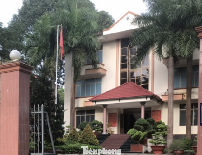 Chủ tịch tỉnh Bình Phước đề nghị kiểm điểm cán bộ công chức tham mưu sai ảnh 1