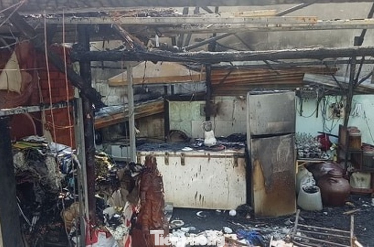 6 người đang ngủ suýt bị thiêu sống trong 'biển lửa' ảnh 2