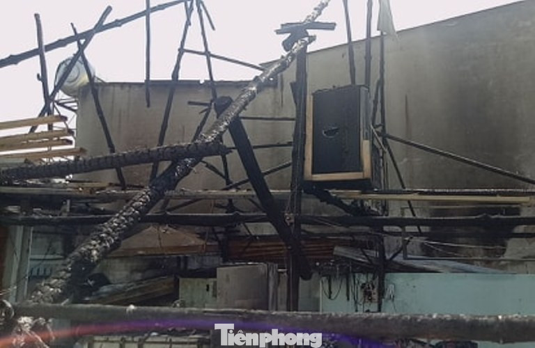 6 người đang ngủ suýt bị thiêu sống trong 'biển lửa' ảnh 3