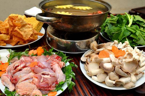 Những 'đại kỵ' khi ăn lẩu không phải ai cũng biết ảnh 2
