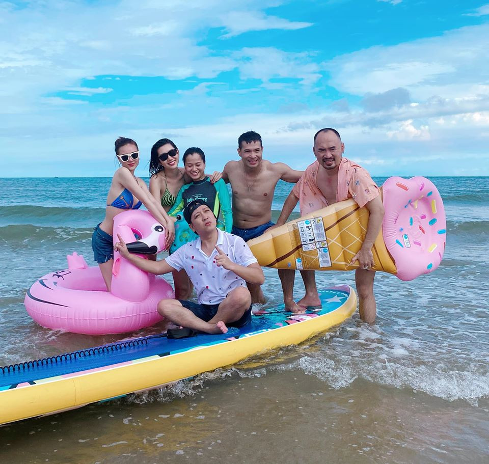 Vừa bị chê gầy, Ninh Dương Lan Ngọc trấn an fan với bộ ảnh bikini ‘bức thở’ ảnh 9