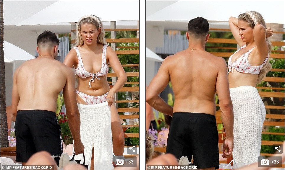 Thả dáng với bikini sexy, sao truyền hình Anh bị ‘soi’ vòng ba xập xệ ảnh 6