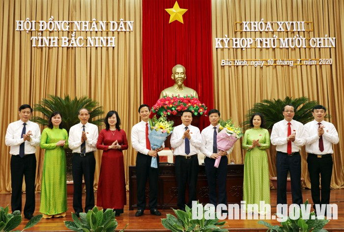 Bầu bổ sung 5 tân Phó Bí thư, Chủ tịch, Phó Chủ tịch UBND tỉnh ảnh 1