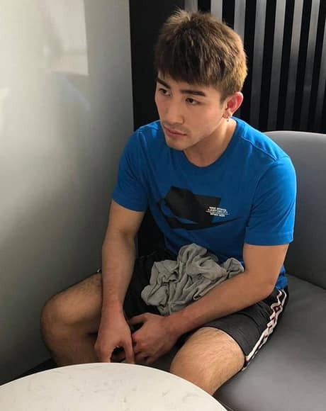 'Tú ông' Lục Triều Vỹ: Cuồng 'sống ảo', khoe của và đăng ảnh nội y, khoả thân dung tục ảnh 8