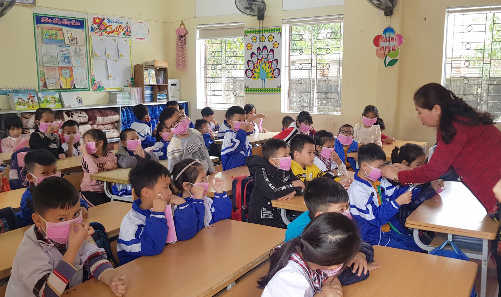 Phân ca học sáng - chiều theo từng khối lớp để giãn cách học sinh Nghệ An phân học 2 ca theo từng khối lớp để giãn cách học sinh ảnh 1