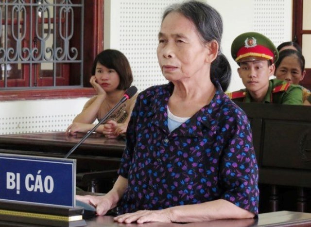 Bà nội U60 giết cháu 11 tuổi rồi tạo hiện trường giả ảnh 1