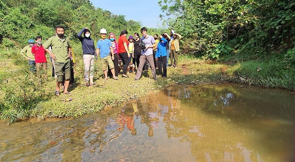 Đi tắm suối cùng hai anh trai, bé 3 tuổi bị đuối nước thương tâm ảnh 1