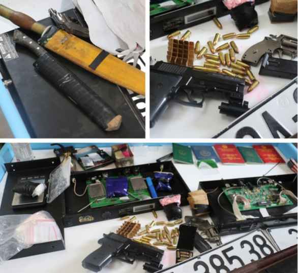 Người đàn ông thủ súng đạn tại nơi tàng trữ gần 7.000 viên hồng phiến ảnh 1