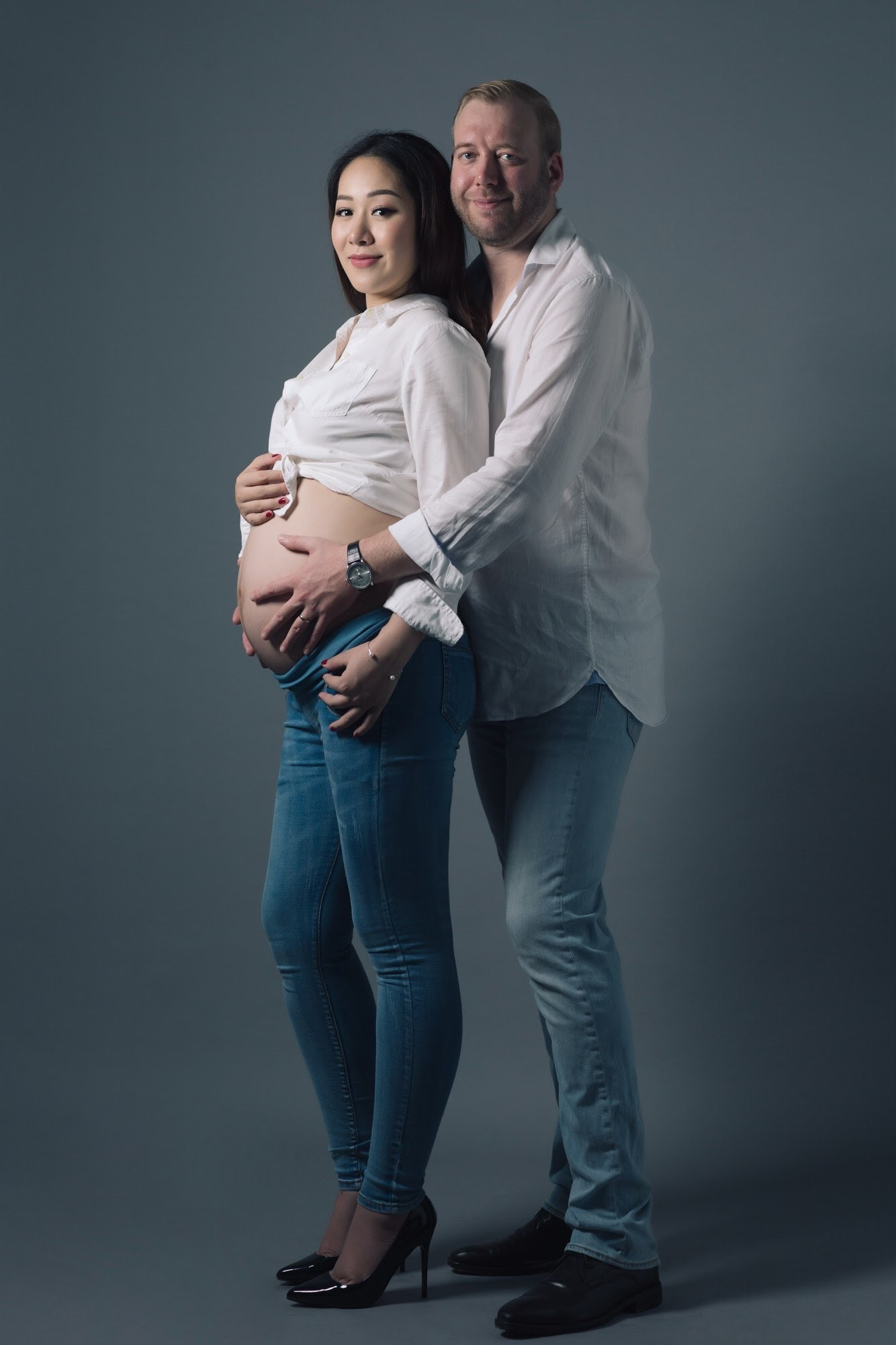 Tú Anh được chồng tặng xe, Tiểu Vy tự mua soccola tặng mình ngày Valentine ảnh 13