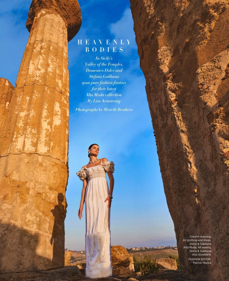 Mê mẩn ngắm vóc dáng tuyệt mỹ của siêu mẫu Brazil Isabeli Fontana ảnh 5