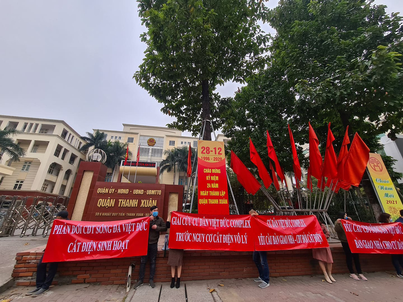 Nhìn lại những vụ lùm xùm tranh chấp chung cư năm 2020 ảnh 2