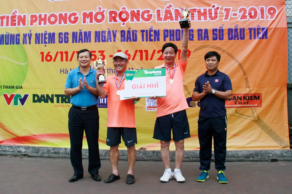 Cặp đôi Tạp chí Nhà đầu tư vô địch giải Quần vợt báo Tiền Phong mở rộng 2019 ảnh 2