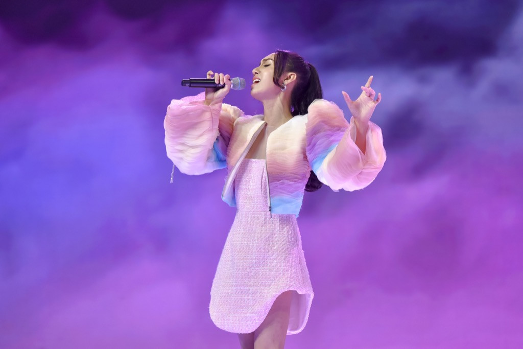 TP.HCM: Binz, Hoàng Thùy Linh, Min... “thắp sáng” Lễ hội countdown đón chào năm 2021 ảnh 1