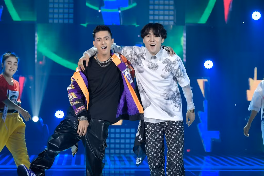 Bùi Anh Tuấn hát cùng Quán quân “King of Rap”, Hòa Minzy nhận rapper Lăng LD làm em trai ảnh 5