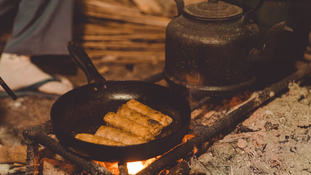 Ấm lòng trước mâm cơm ngày Tết cổ truyền miền Bắc của “Lão nông triệu view“ ảnh 7