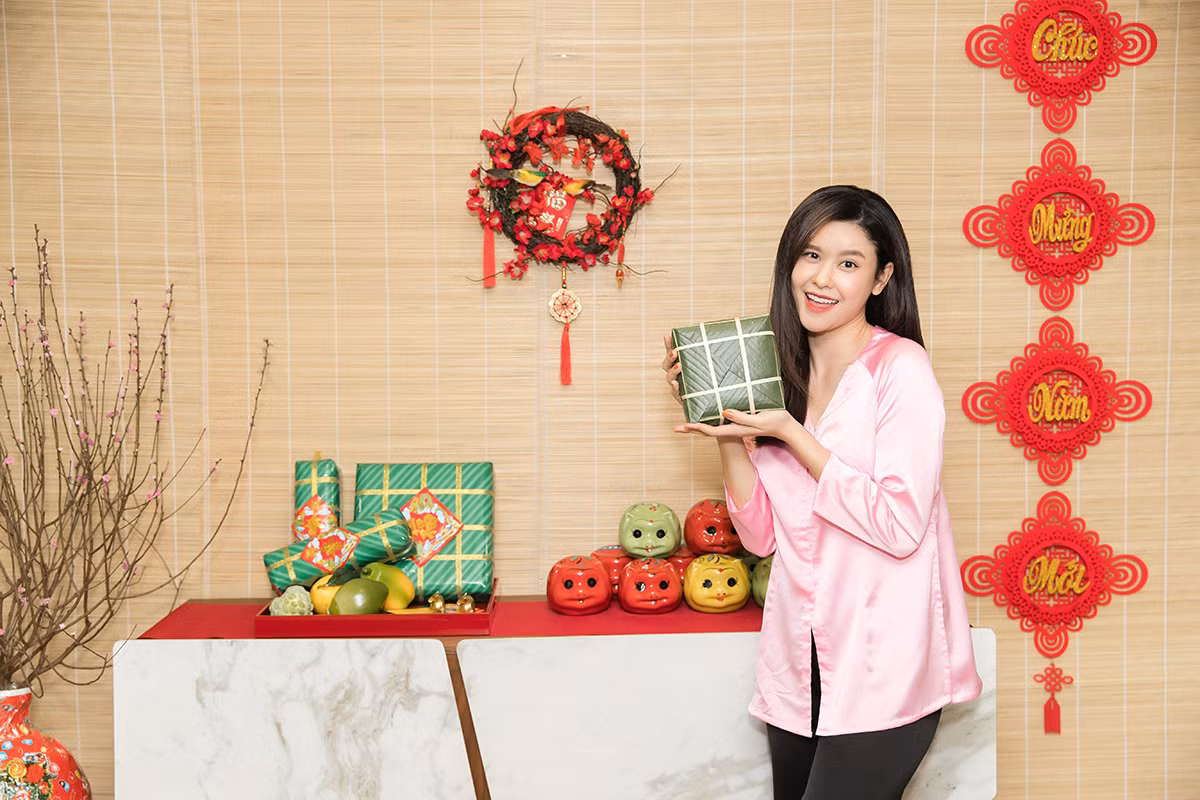 Mẹ con Trương Quỳnh Anh cùng nhà Xuân Lan, Thân Thúy Hà gói bánh chưng đón Tết ảnh 5