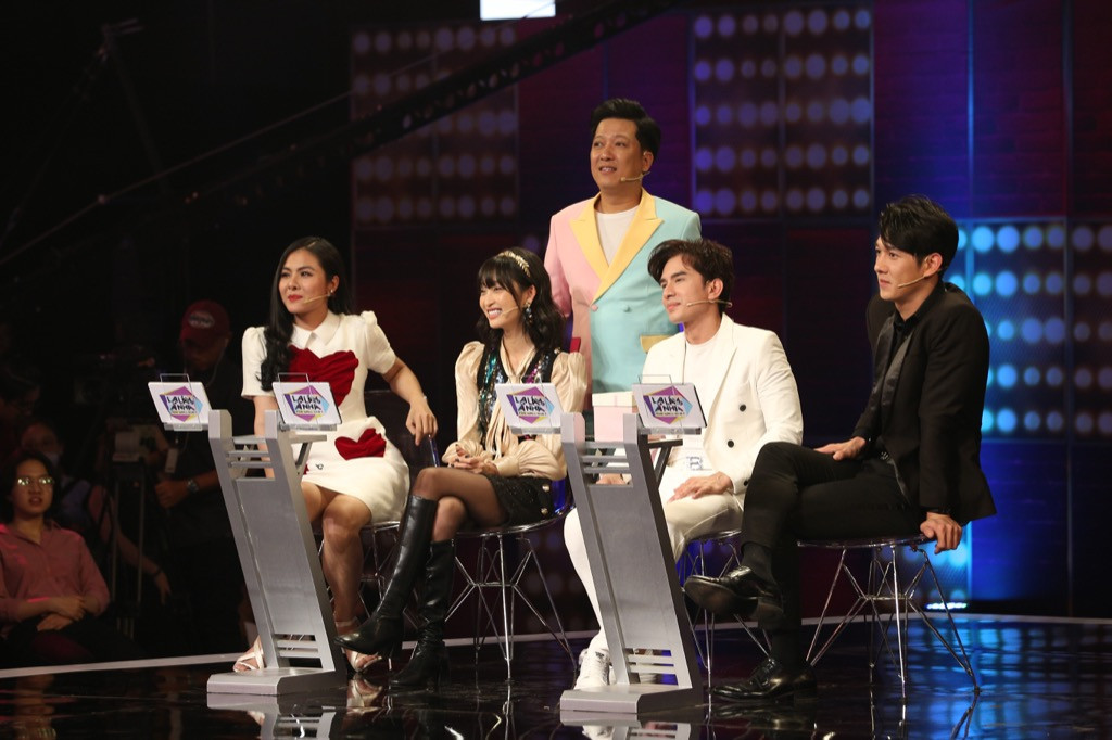 Vừa được song ca cùng đàn anh Đan Trường, Juky San tiếp tục ẵm món quà “siêu bất ngờ“ ảnh 3