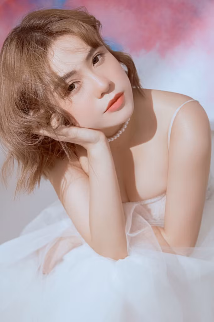 Thái Trinh mong manh ngày trở lại, làm mới ca khúc của các "tiền bối" Mỹ Tâm, Lam Trường ảnh 4