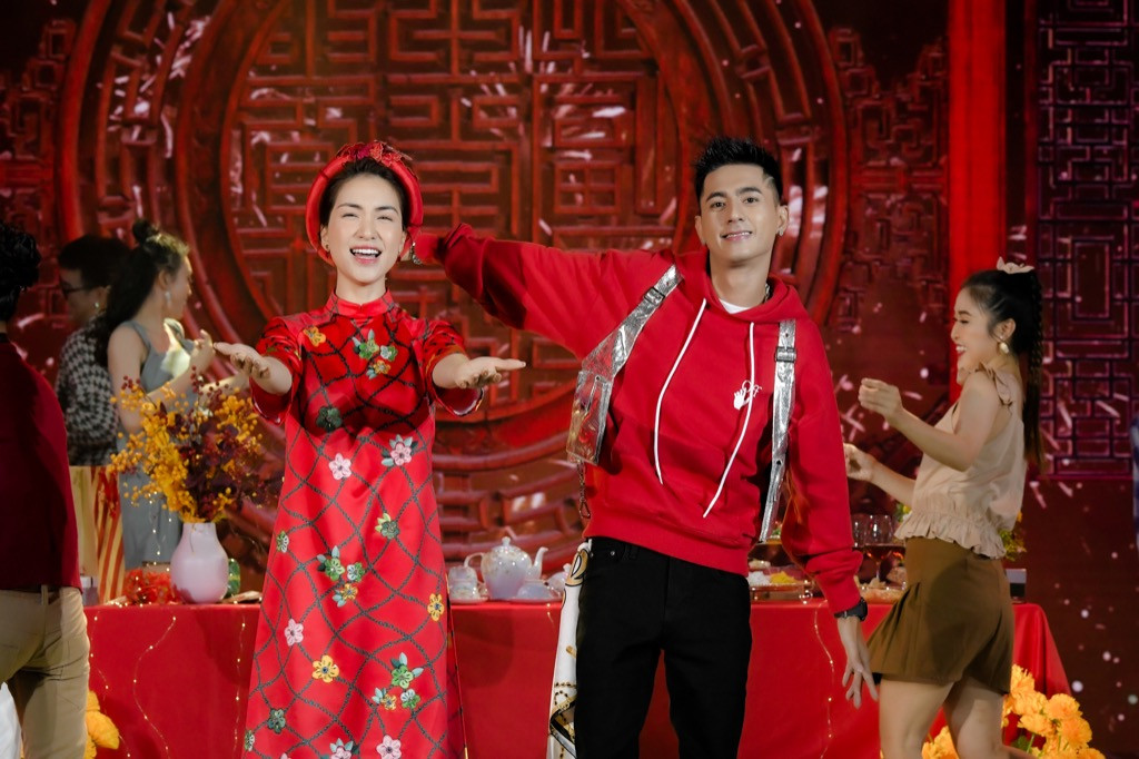 Hoà Minzy - Lăng LD Bùi Anh Tuấn hát cùng Quán quân “King of Rap”, Hòa Minzy nhận rapper Lăng LD làm em trai ảnh 4