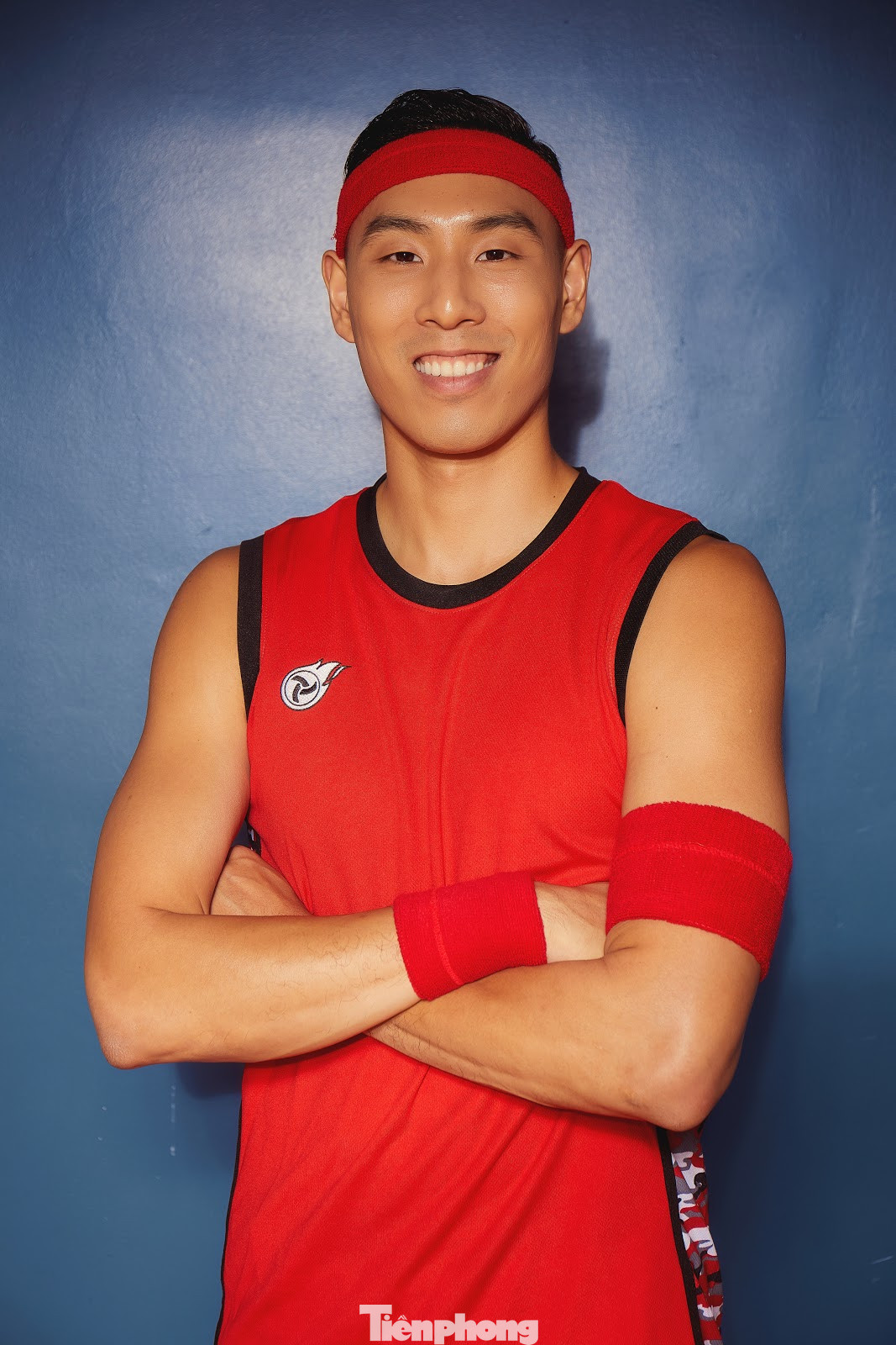 Trang Pháp hóa nữ thần tình yêu xinh đẹp, “rủ rê” hot boy bóng rổ tham gia MV mới ảnh 3