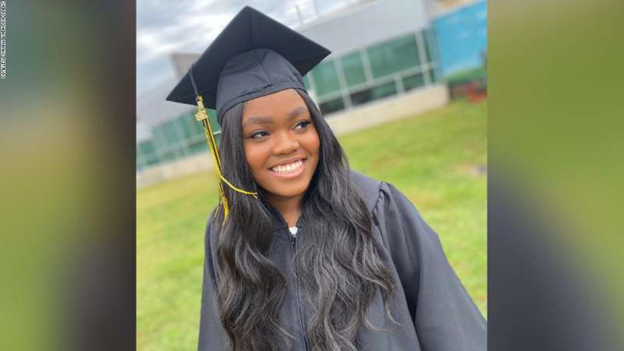 “Cô gái vàng trong làng săn học bổng“: Được hơn 20 trường ĐH trao tổng số học bổng “khủng“ ảnh 1