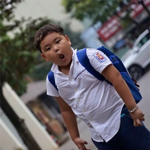 Bi Béo - con trai danh hài Xuân Bắc “cosplay” rapper Lil Pump khiến dân mạng cười ngất ảnh 2