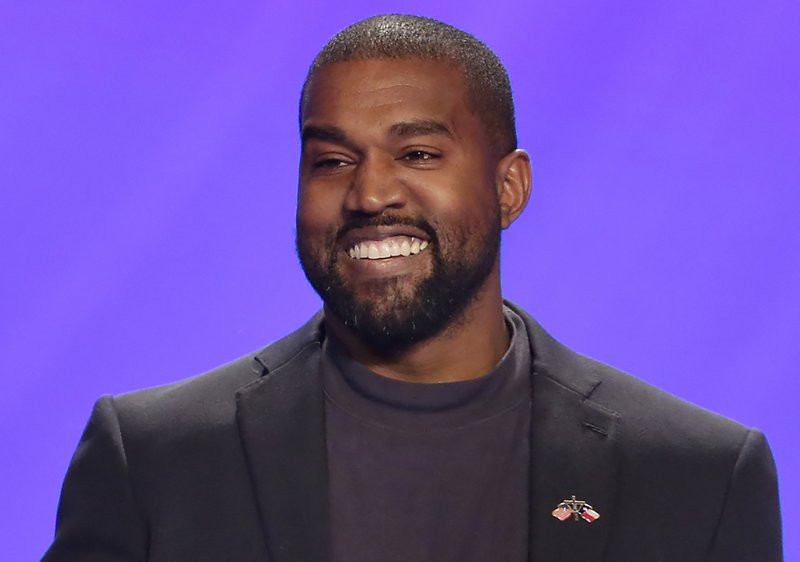 Kayne West lên mạng tẩy chay Grammys nhưng vẫn âm thầm nộp đề cử và còn thắng giải ảnh 3