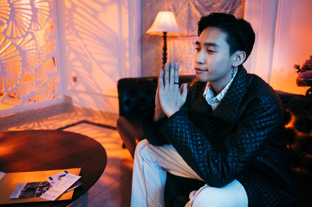 V-Pop chào đón tân binh: Ca sĩ Việt Kiều Đức Uri và Barry Nam Bảo ra mắt MV mới ảnh 3