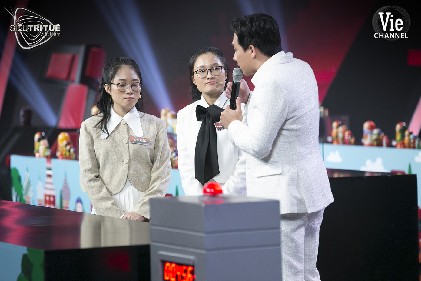 “Siêu trí tuệ Việt Nam“: Thót tim với màn rượt đuổi điểm số của các bậc thầy ghi nhớ ảnh 2