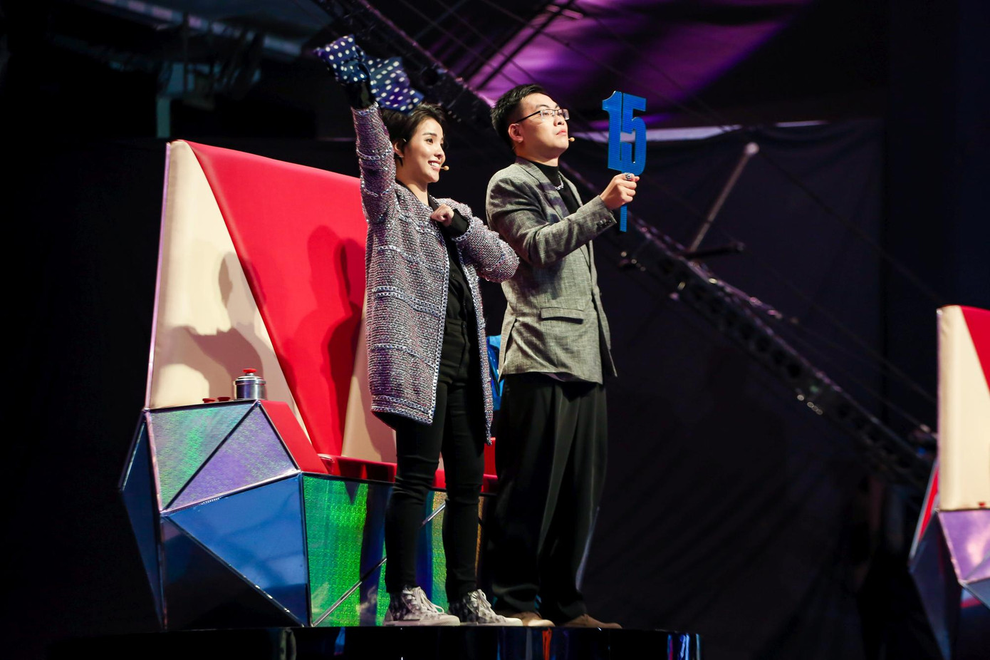 Giọng hát Việt nhí: Big Daddy - Emily thẳng tay “khóa âm” team Vũ Cát Tường - Hưng Cao ảnh 1