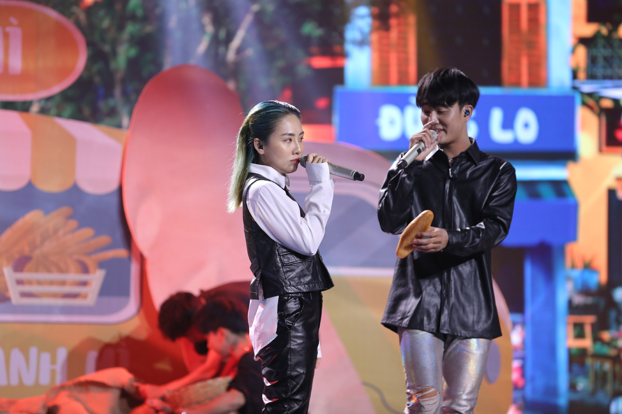 Đạt G khóc nghẹn hồi tưởng quá khứ khó khăn, phải nghỉ học sớm, làm nghề giao hàng thuê ảnh 5