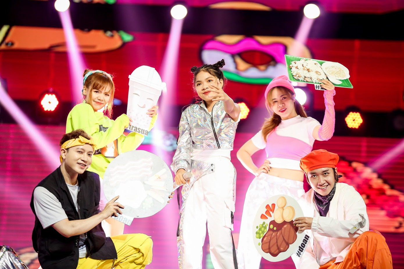 Giọng Hát Việt Nhí: Đội Big Daddy - Emily giành chiến thắng nhờ concept nhạc dân gian ảnh 8